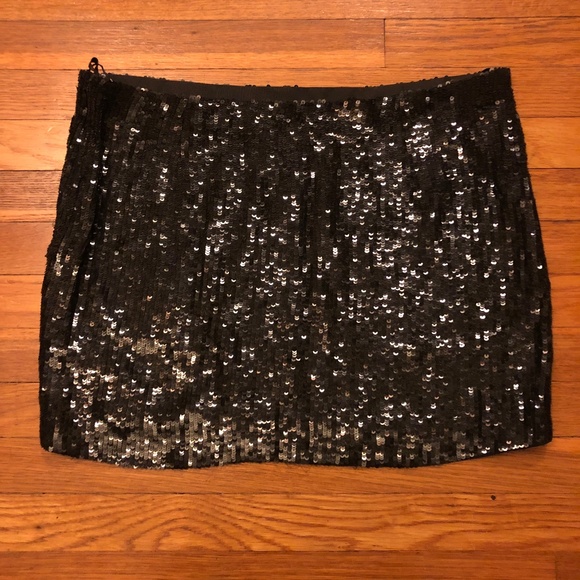 HAUTE HIPPIE - NWOT Sequin Mini Skirt - Picture 2 of 5
